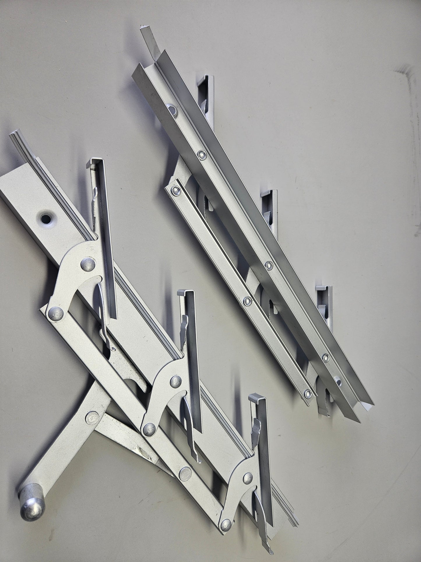 Classic Jalousie Strip Hardware